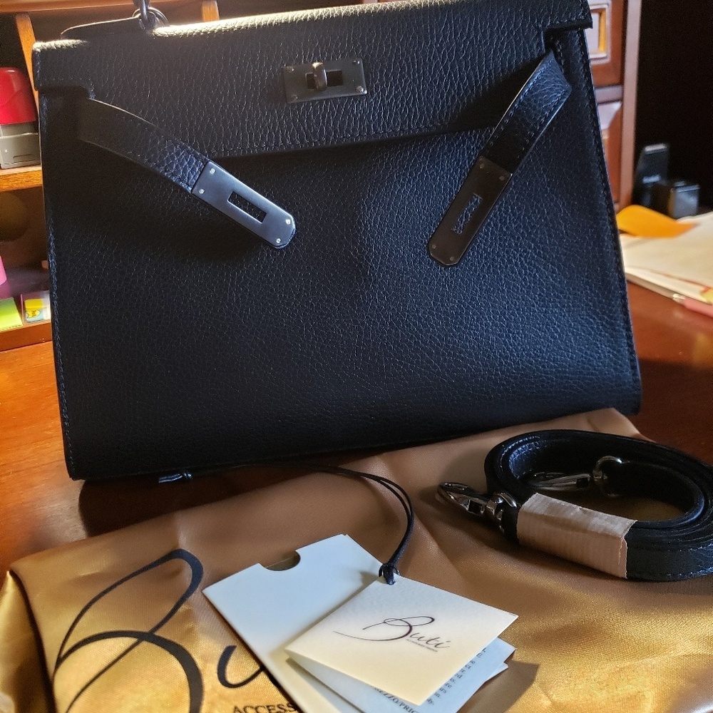 Teddy Blake handbag